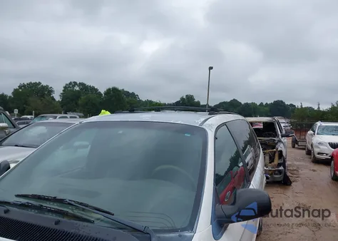 2001 Chrysler Town & Country Lx z USA, uszkodzony, nr VIN 2C4GP44361R380538